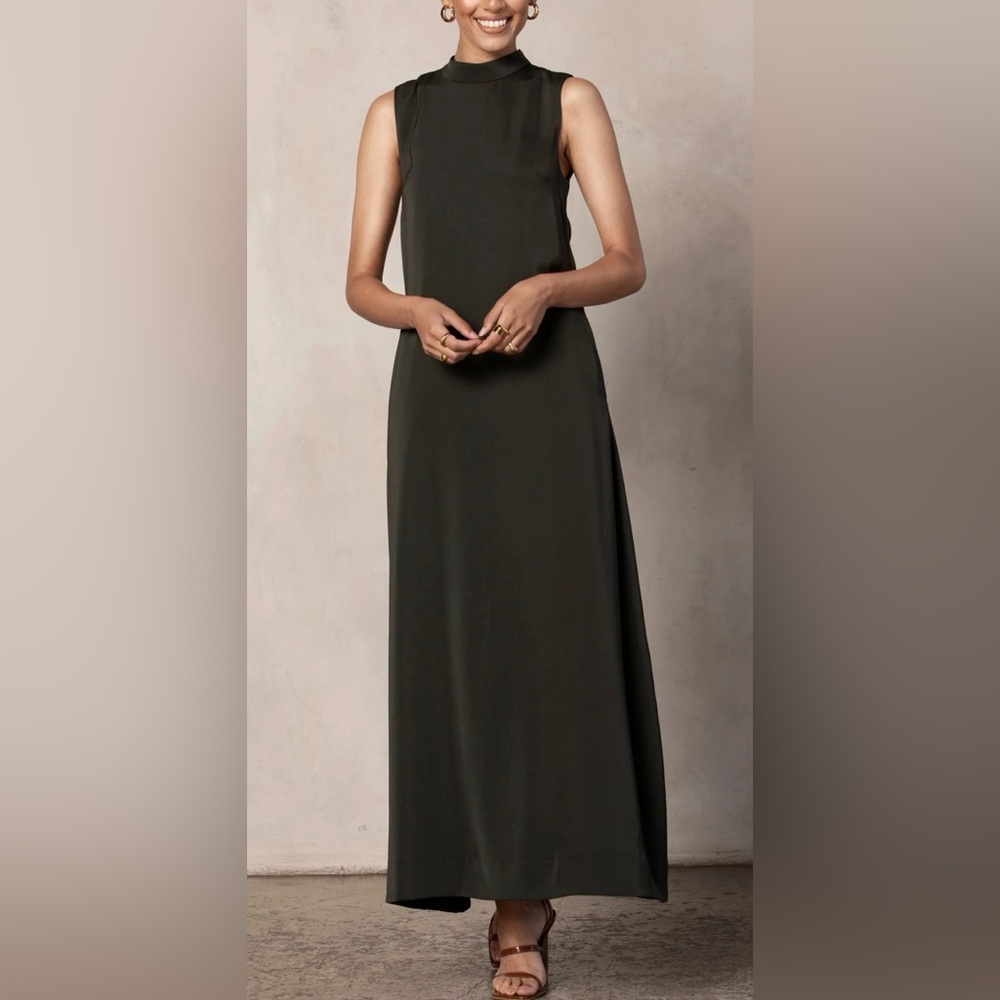 Sleeveless Dark Green Maxi Dress